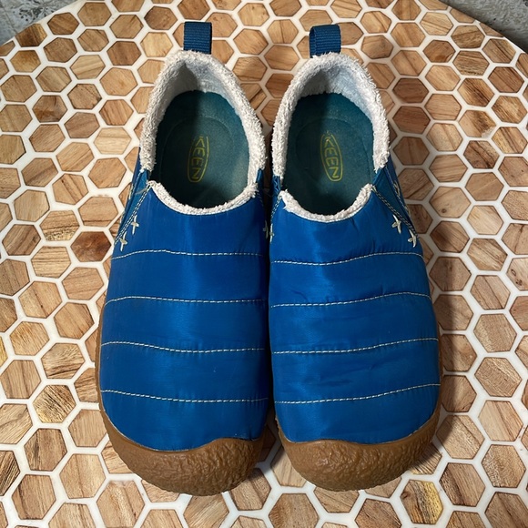 Keen Women's Blue Cush Howser Quilted Fleece Lined Size 7 Slip On Shoes - Picture 2 of 11